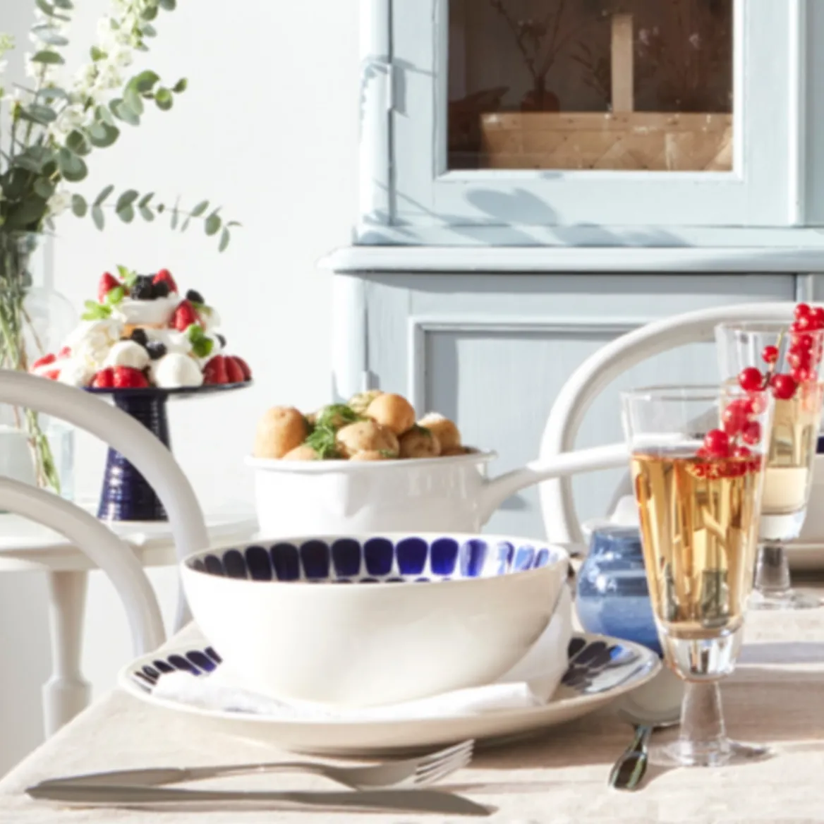 IITTALA Lautanen syvä 18cm koboltti New