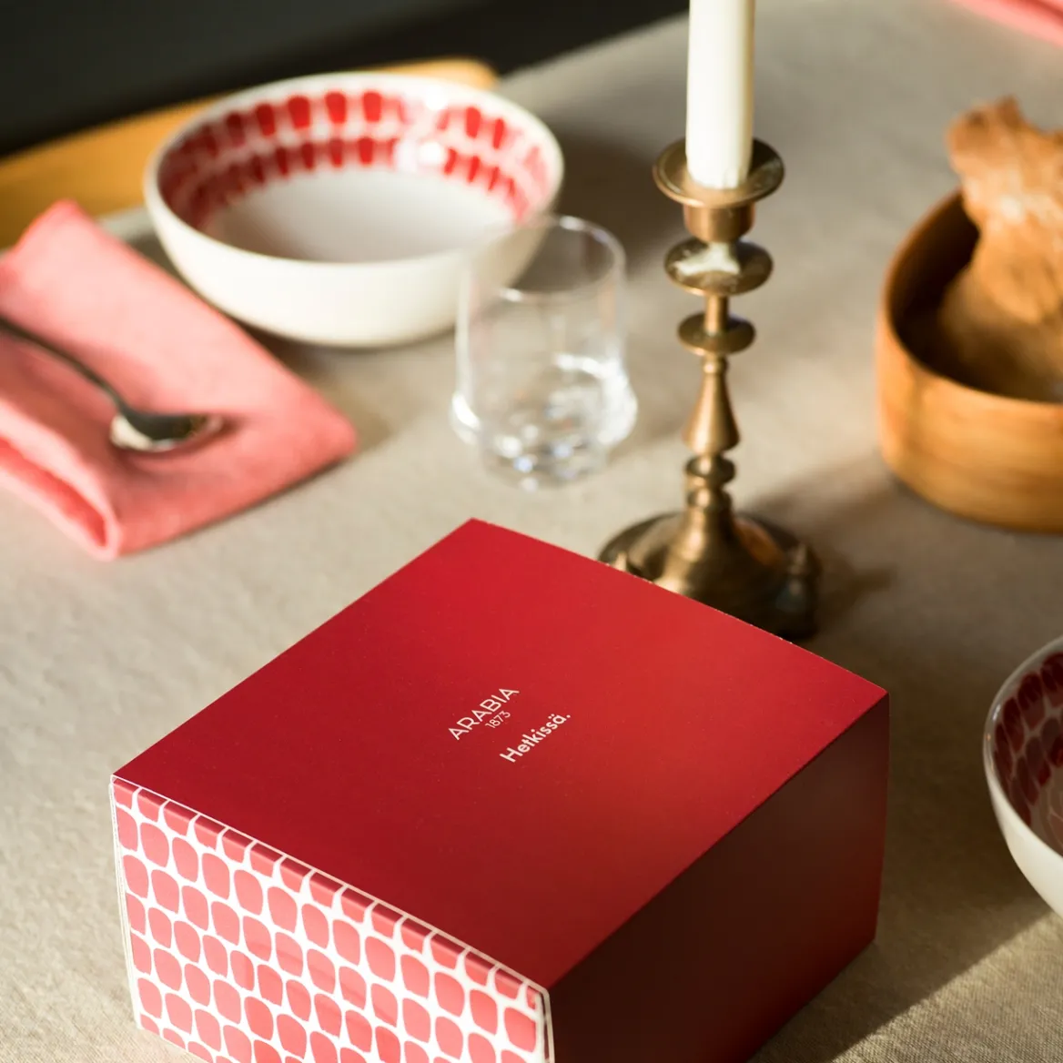 IITTALA Syvä lautanen 18cm punainen Hot