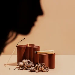 IITTALA Tuoksukynttilä 8cm tuli